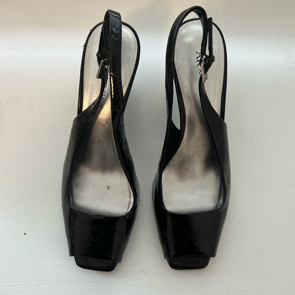 Elegant Black Slingback Heels